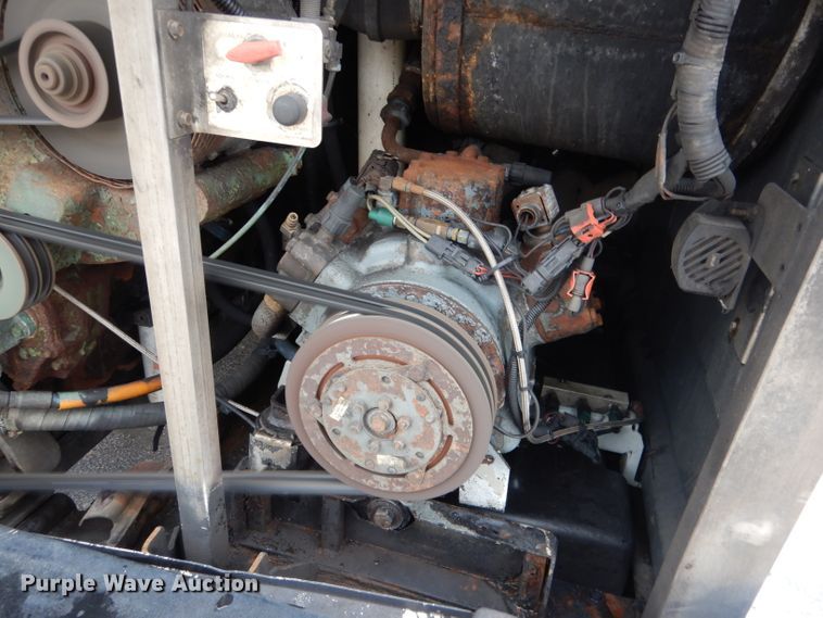 image for item DG5942 1998 Prevost H3-45 coach bus