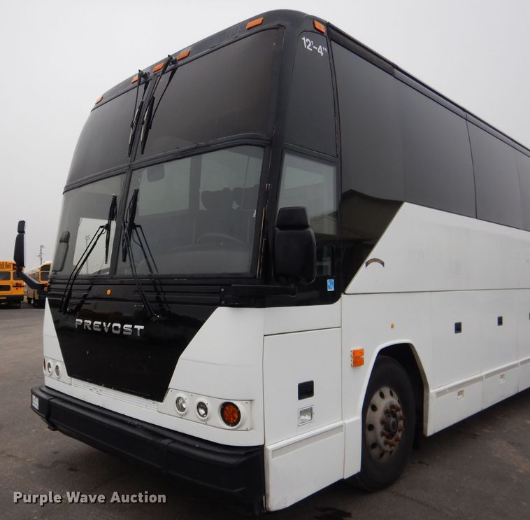 image for item DG5942 1998 Prevost H3-45 coach bus
