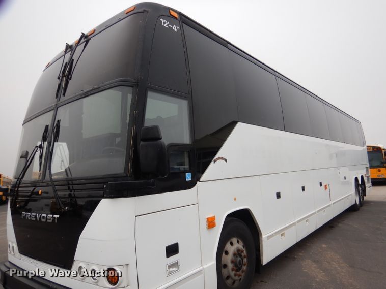 image for item DG5942 1998 Prevost H3-45 coach bus
