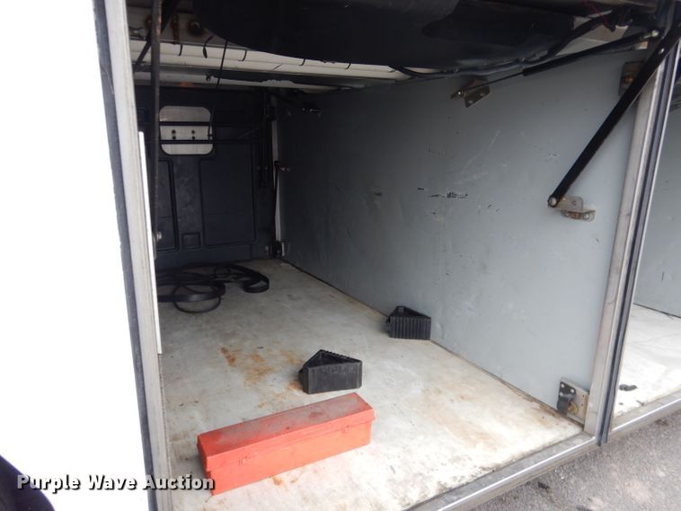 image for item DG5942 1998 Prevost H3-45 coach bus