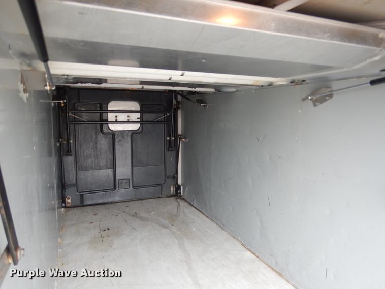 image for item DG5942 1998 Prevost H3-45 coach bus