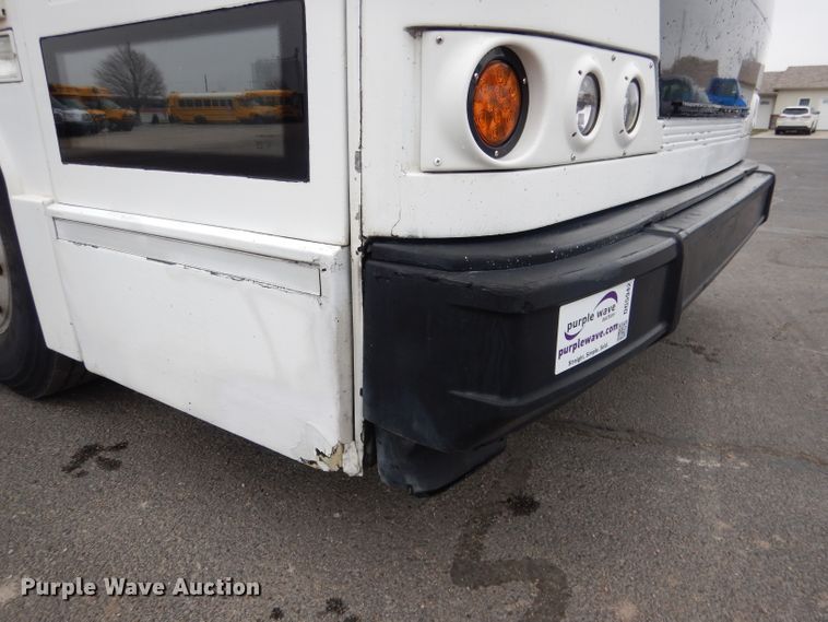 image for item DG5942 1998 Prevost H3-45 coach bus