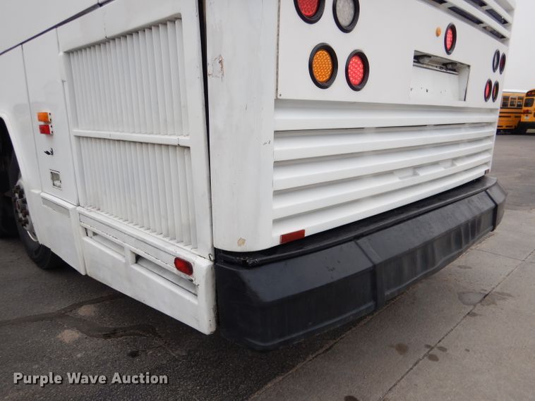 image for item DG5942 1998 Prevost H3-45 coach bus