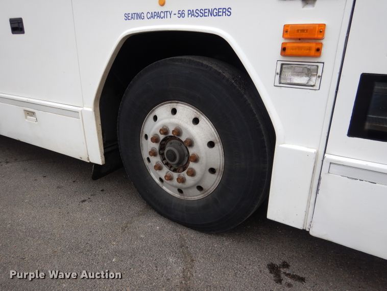 image for item DG5942 1998 Prevost H3-45 coach bus