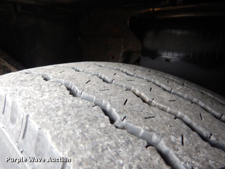 image for item DG5942 1998 Prevost H3-45 coach bus