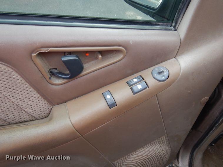 image for item DG6327 1996 Chevrolet Blazer LS  SUV