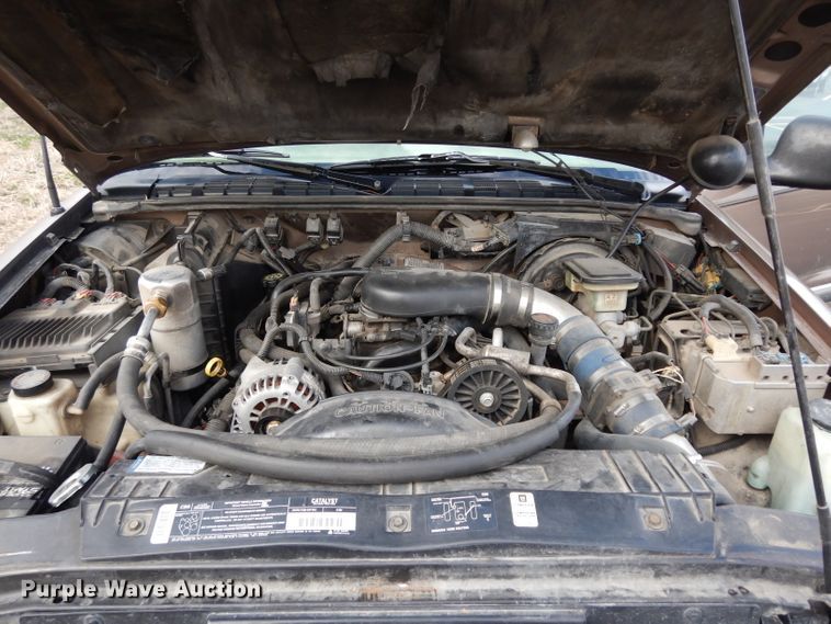 image for item DG6327 1996 Chevrolet Blazer LS  SUV