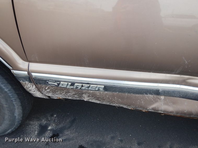 image for item DG6327 1996 Chevrolet Blazer LS  SUV