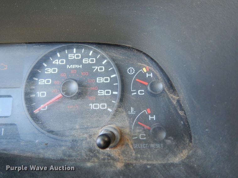 image for item DG6752 2006 Ford F350 Super Duty  SuperCab flatbed pickup truck