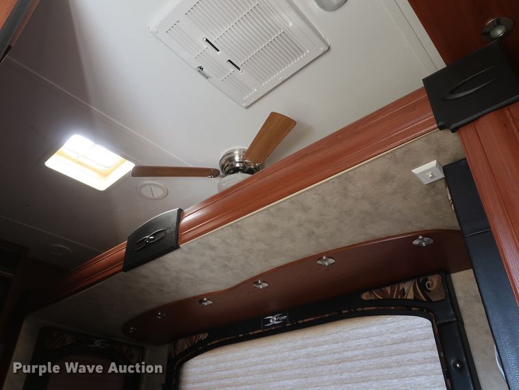 image for item DG7138 2010 Keystone FZ32210 Fuzion Touring Edition II camper