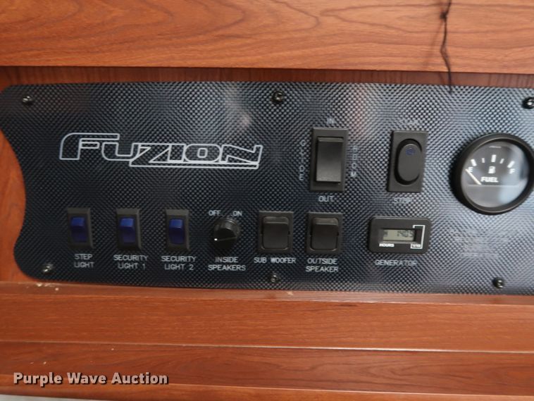 image for item DG7138 2010 Keystone FZ32210 Fuzion Touring Edition II camper