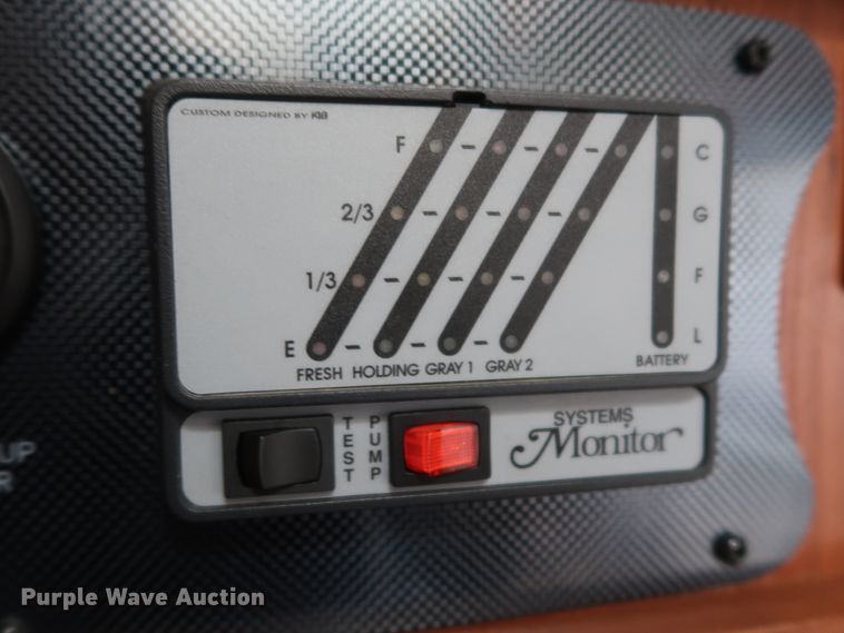 image for item DG7138 2010 Keystone FZ32210 Fuzion Touring Edition II camper