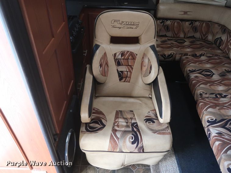 image for item DG7138 2010 Keystone FZ32210 Fuzion Touring Edition II camper