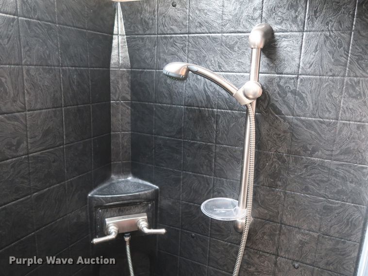 image for item DG7138 2010 Keystone FZ32210 Fuzion Touring Edition II camper