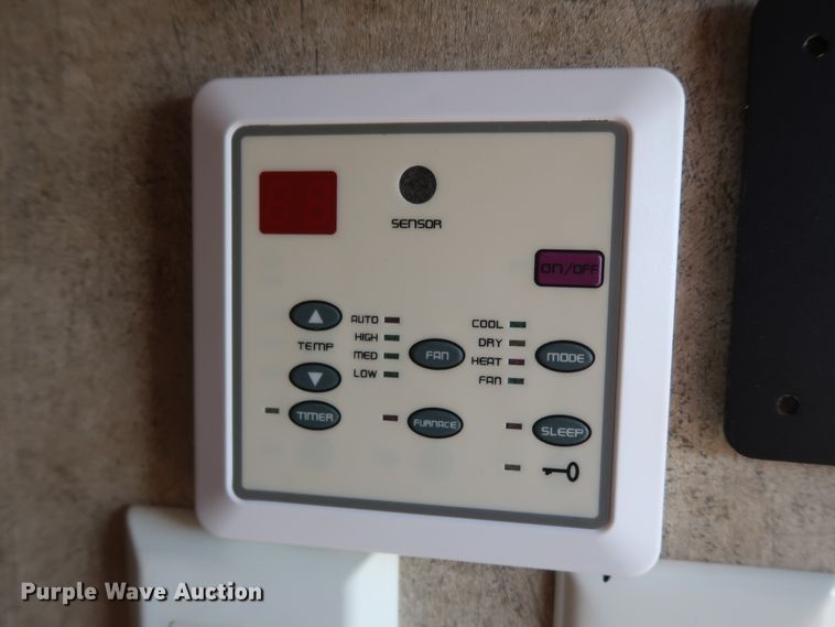 image for item DG7138 2010 Keystone FZ32210 Fuzion Touring Edition II camper