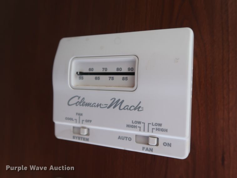 image for item DG7138 2010 Keystone FZ32210 Fuzion Touring Edition II camper