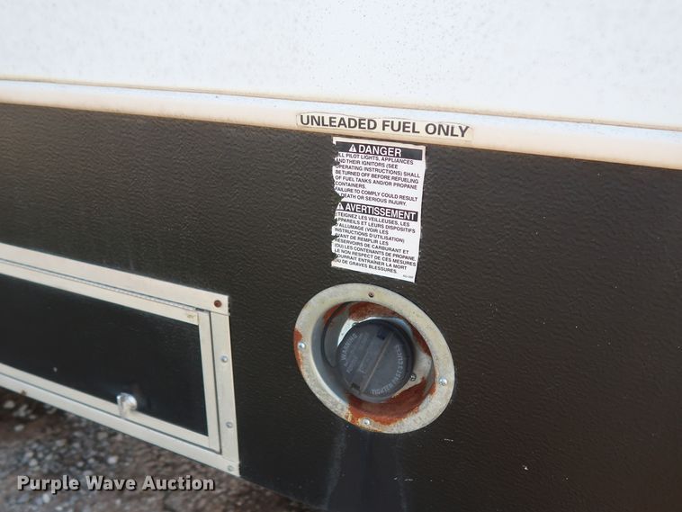 image for item DG7138 2010 Keystone FZ32210 Fuzion Touring Edition II camper