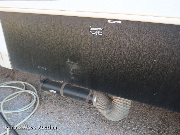 image for item DG7138 2010 Keystone FZ32210 Fuzion Touring Edition II camper