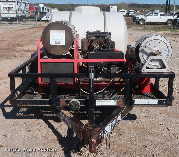image for item DG7149 2010 Texas Bragg utility trailer with pressure washer