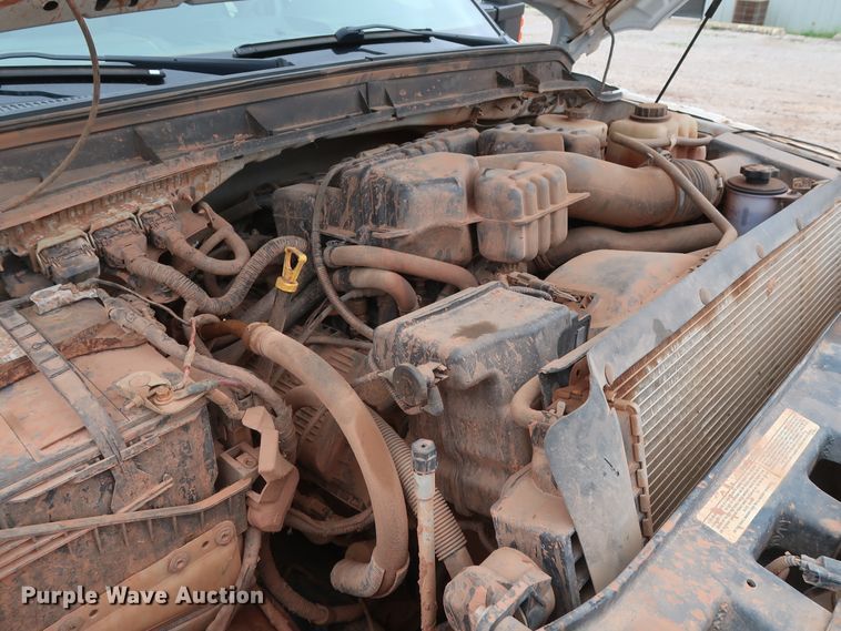 image for item DG7152 2014 Ford F350 Super Duty XLT  Crew Cab flatbed pickup truck