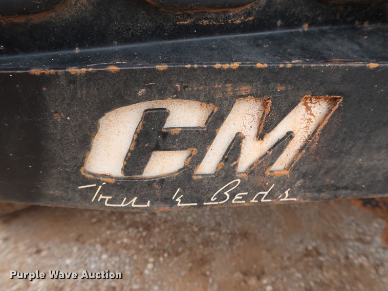 image for item DG7152 2014 Ford F350 Super Duty XLT  Crew Cab flatbed pickup truck