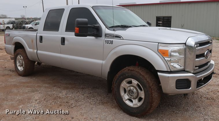 image for item DG7154 2015 Ford F250 Super Duty XLT  Crew Cab pickup truck