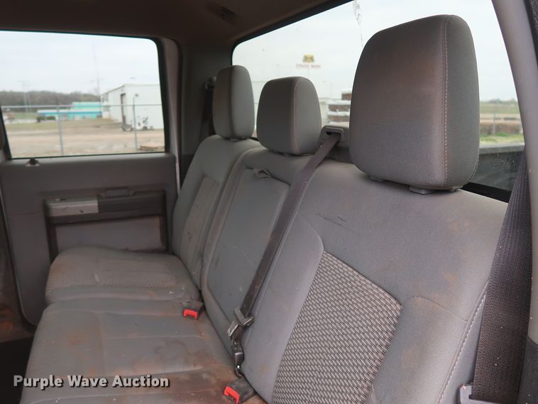 image for item DG7154 2015 Ford F250 Super Duty XLT  Crew Cab pickup truck