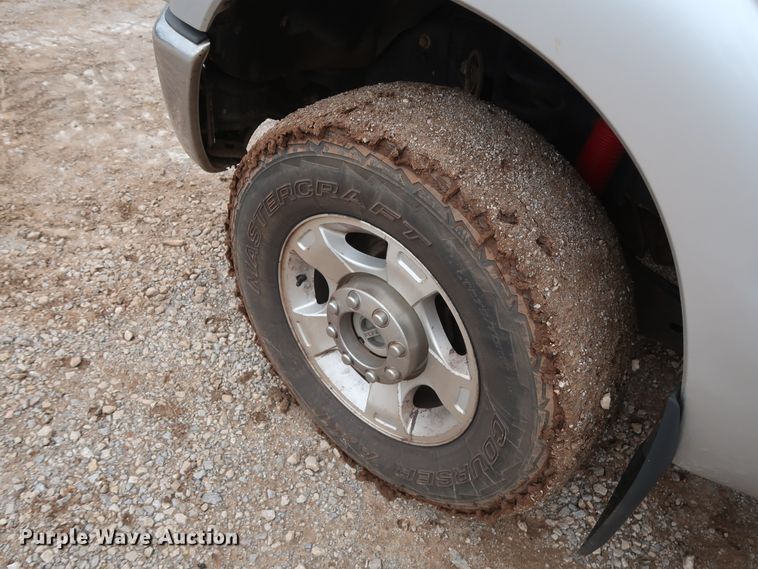 image for item DG7154 2015 Ford F250 Super Duty XLT  Crew Cab pickup truck