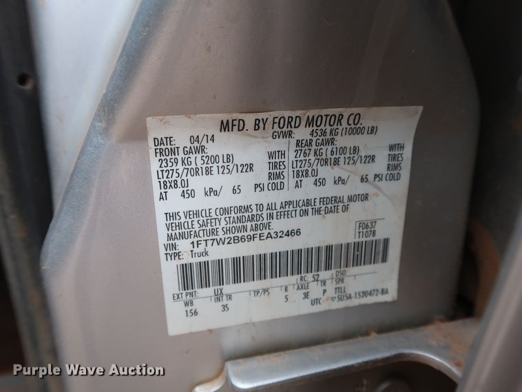 image for item DG7154 2015 Ford F250 Super Duty XLT  Crew Cab pickup truck