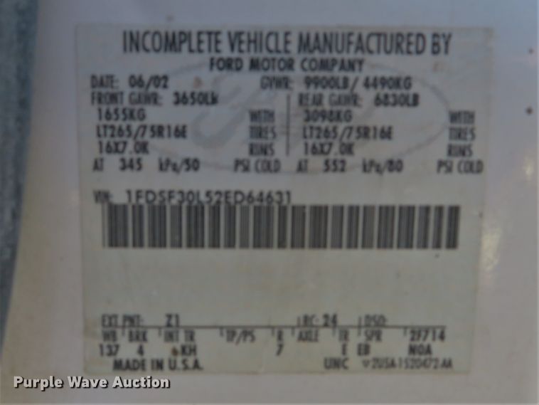 image for item DH1599 2002 Ford F350 Super Duty XL utility bed pickup truck