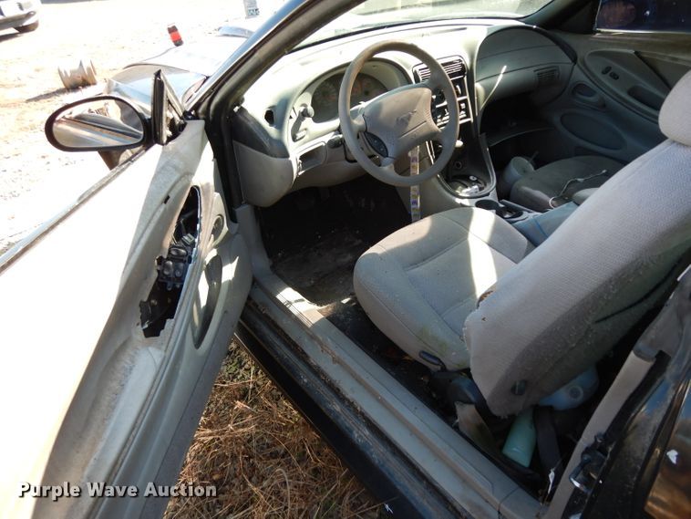 image for item DH2338 2000 Ford Mustang