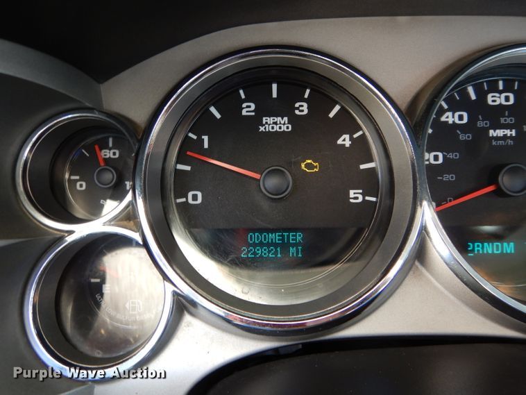 image for item DH3734 2007 Chevrolet Silverado 3500HD  Ext. Cab utility bed pickup truck