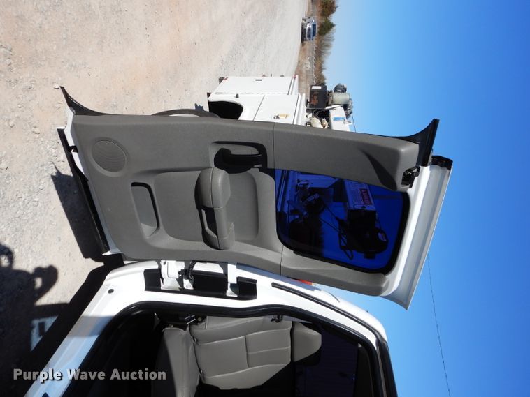 image for item DH3734 2007 Chevrolet Silverado 3500HD  Ext. Cab utility bed pickup truck