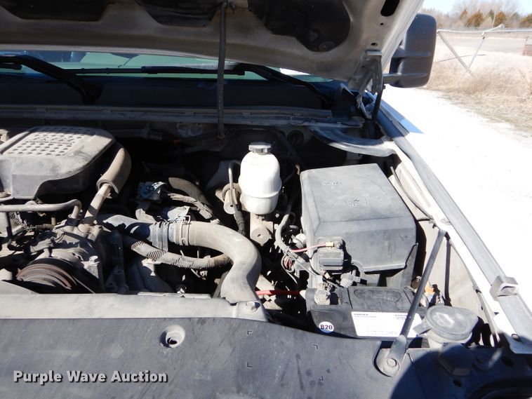 image for item DH3734 2007 Chevrolet Silverado 3500HD  Ext. Cab utility bed pickup truck