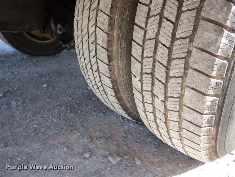 image for item DH3734 2007 Chevrolet Silverado 3500HD  Ext. Cab utility bed pickup truck