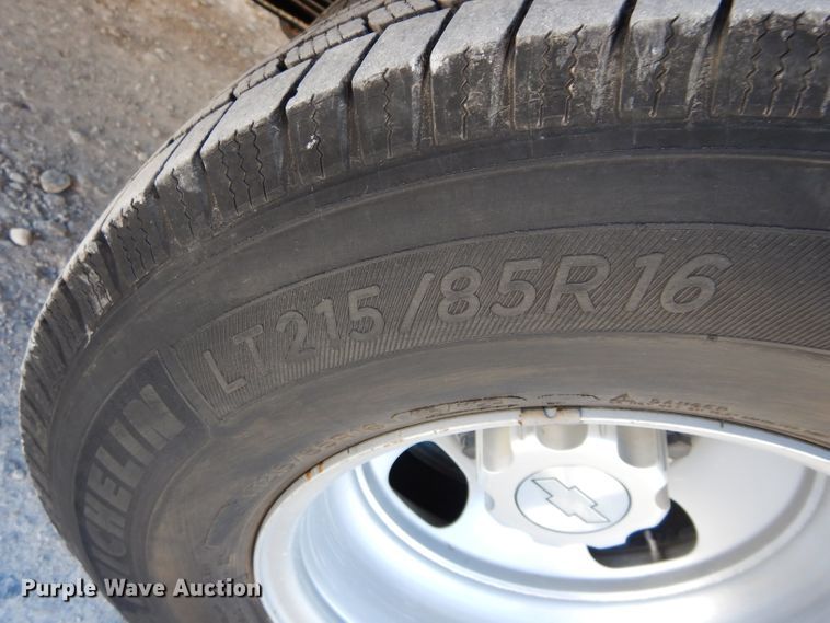 image for item DH3734 2007 Chevrolet Silverado 3500HD  Ext. Cab utility bed pickup truck