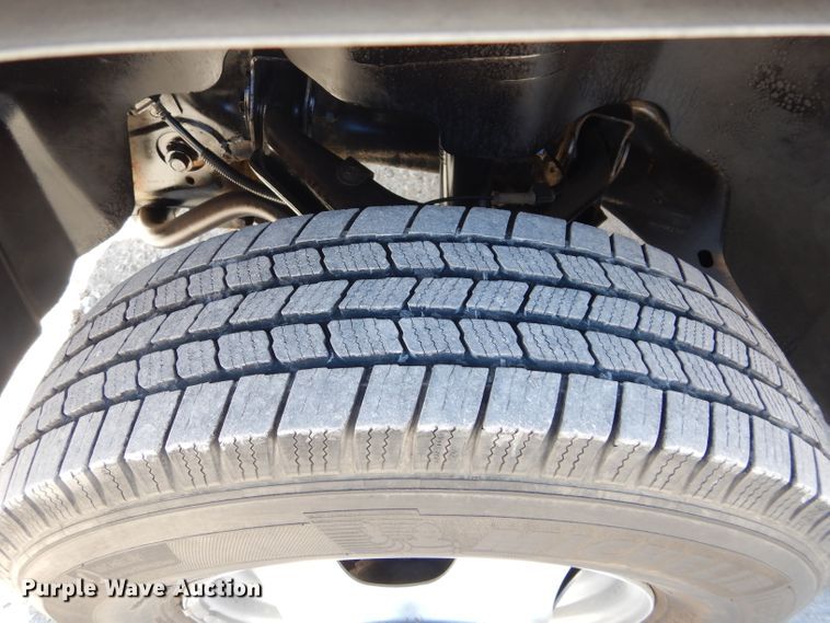 image for item DH3734 2007 Chevrolet Silverado 3500HD  Ext. Cab utility bed pickup truck