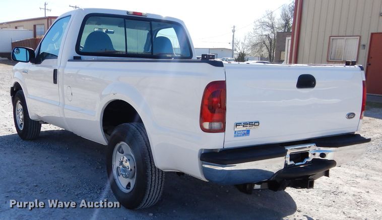 image for item DH3735 2006 Ford F250 Super Duty  pickup truck