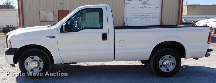 image for item DH3735 2006 Ford F250 Super Duty  pickup truck