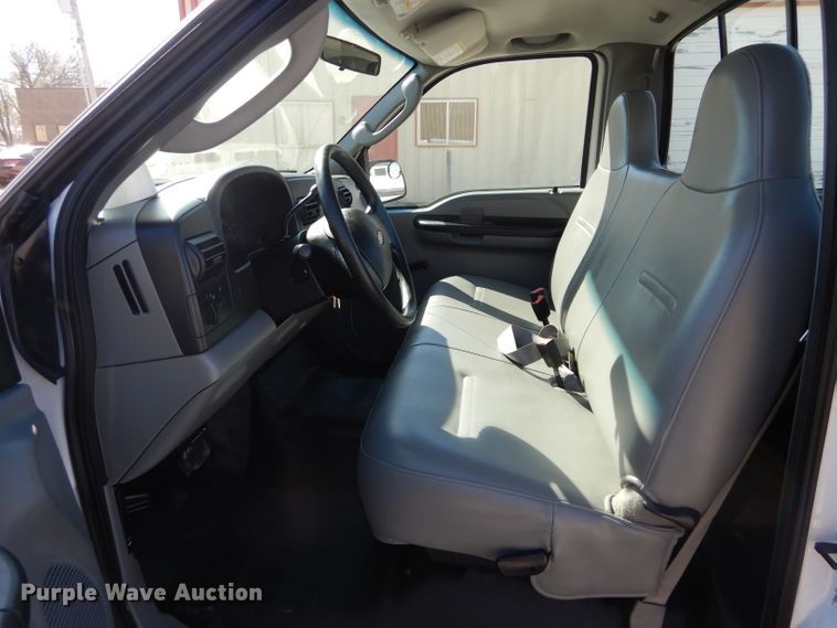 image for item DH3735 2006 Ford F250 Super Duty  pickup truck