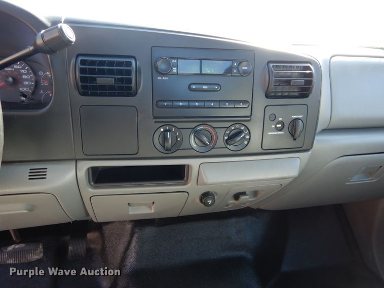 image for item DH3735 2006 Ford F250 Super Duty  pickup truck