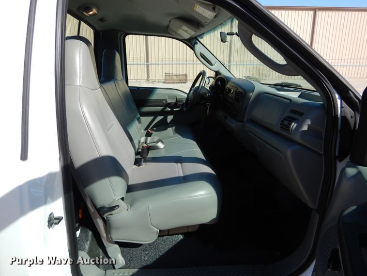 image for item DH3735 2006 Ford F250 Super Duty  pickup truck