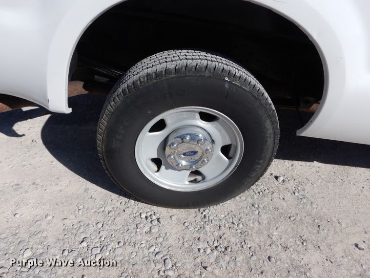 image for item DH3735 2006 Ford F250 Super Duty  pickup truck