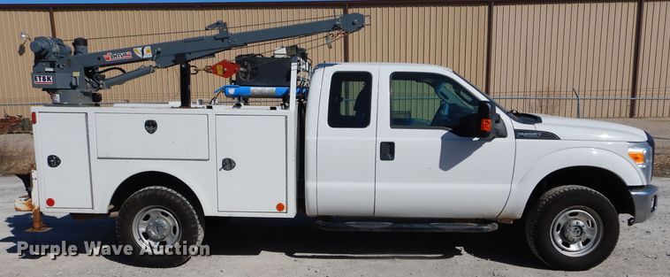 image for item DH3736 2015 Ford F350 Super Duty  SuperCab utility bed pickup truck