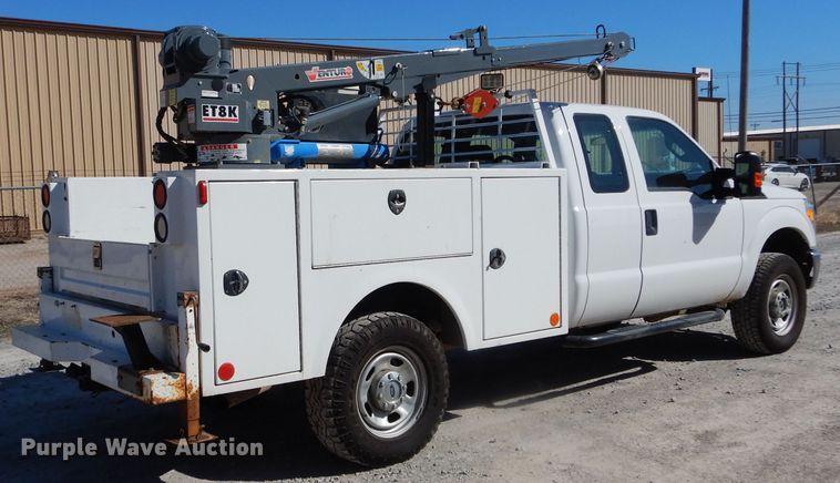 image for item DH3736 2015 Ford F350 Super Duty  SuperCab utility bed pickup truck