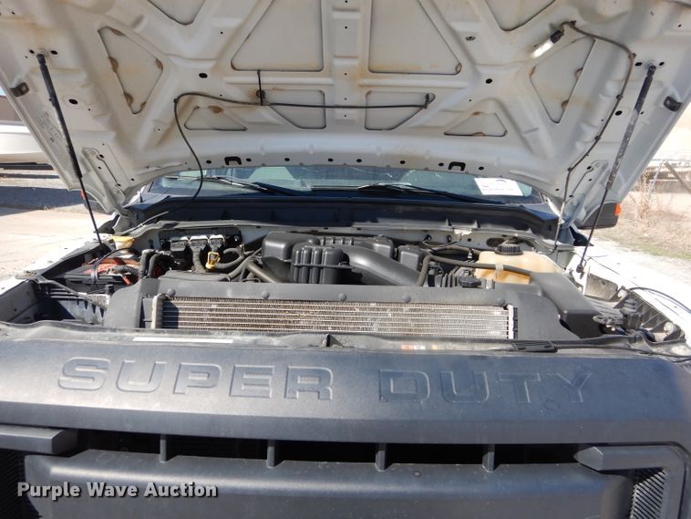 image for item DH3736 2015 Ford F350 Super Duty  SuperCab utility bed pickup truck