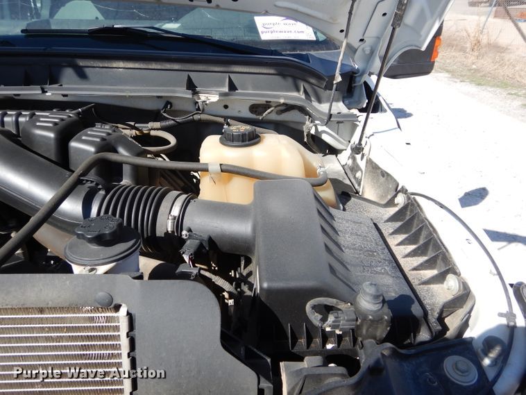 image for item DH3736 2015 Ford F350 Super Duty  SuperCab utility bed pickup truck