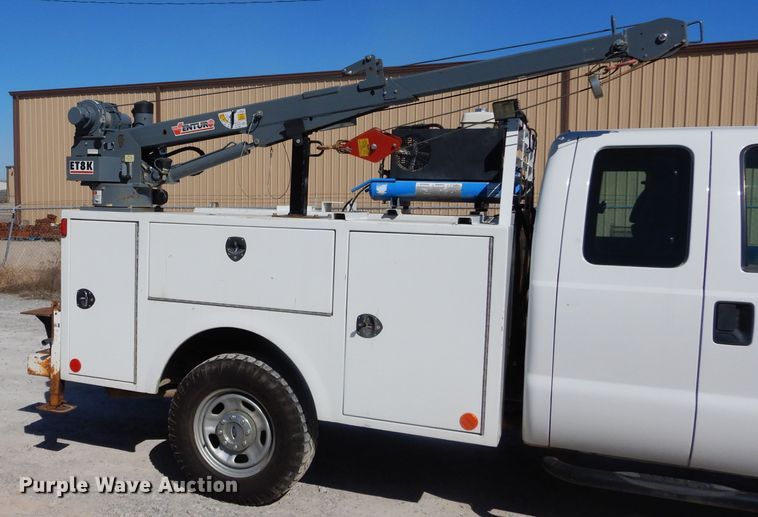 image for item DH3736 2015 Ford F350 Super Duty  SuperCab utility bed pickup truck