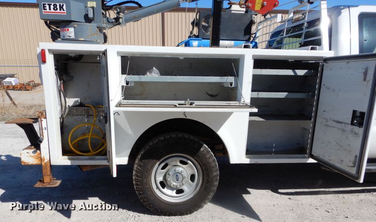 image for item DH3736 2015 Ford F350 Super Duty  SuperCab utility bed pickup truck