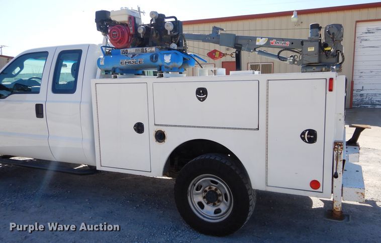 image for item DH3736 2015 Ford F350 Super Duty  SuperCab utility bed pickup truck